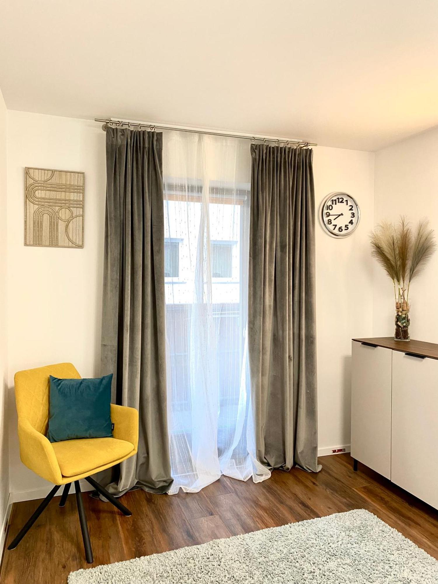 Luxury Apartment Near Lake בוהין מראה חיצוני תמונה